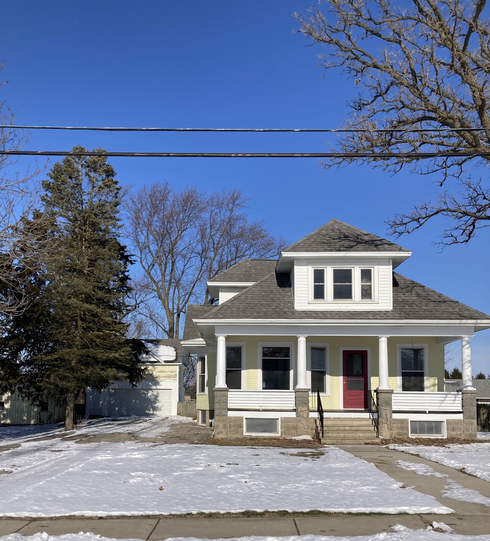 440 E Railroad Avenue