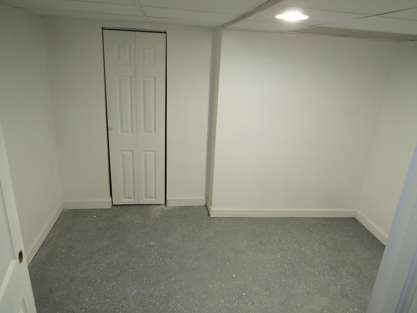 7120 S Eberhart Avenue