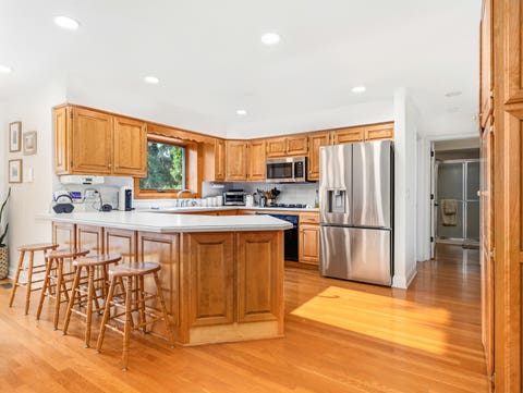 Tiny photo for 204 Rosedale Court, Bloomingdale, IL 60108 (MLS # 12715699)