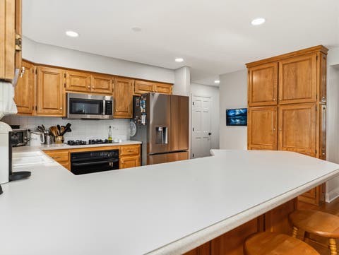 Tiny photo for 204 Rosedale Court, Bloomingdale, IL 60108 (MLS # 12715699)