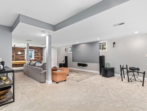 Tiny photo for 204 Rosedale Court, Bloomingdale, IL 60108 (MLS # 12715699)