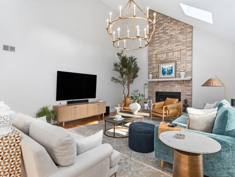 Tiny photo for 204 Rosedale Court, Bloomingdale, IL 60108 (MLS # 12715699)