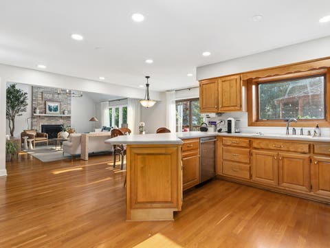 Tiny photo for 204 Rosedale Court, Bloomingdale, IL 60108 (MLS # 12715699)