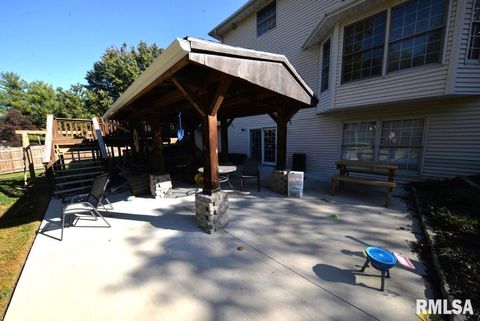 Tiny photo for 501 CARDINAL Drive, Mt Vernon, IL 62864 (MLS # EB460440)