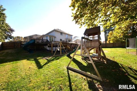 Tiny photo for 501 CARDINAL Drive, Mt Vernon, IL 62864 (MLS # EB460440)