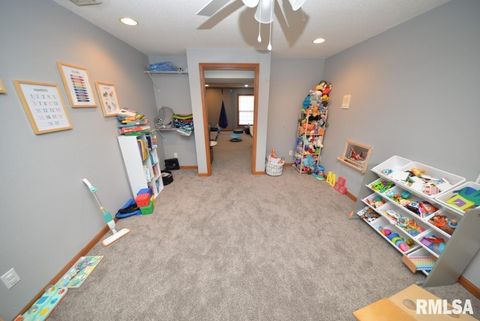 Tiny photo for 501 CARDINAL Drive, Mt Vernon, IL 62864 (MLS # EB460440)