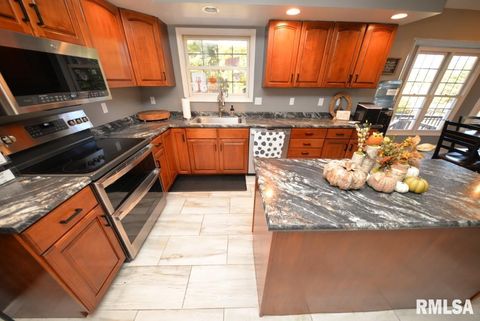 Tiny photo for 501 CARDINAL Drive, Mt Vernon, IL 62864 (MLS # EB460440)