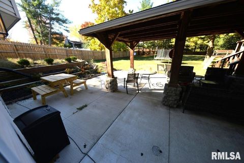 Tiny photo for 501 CARDINAL Drive, Mt Vernon, IL 62864 (MLS # EB460440)