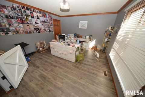 Tiny photo for 501 CARDINAL Drive, Mt Vernon, IL 62864 (MLS # EB460440)