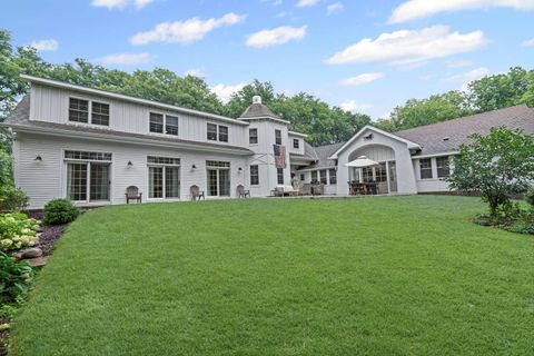 204 Country Commons Road Trout Valley IL 60013