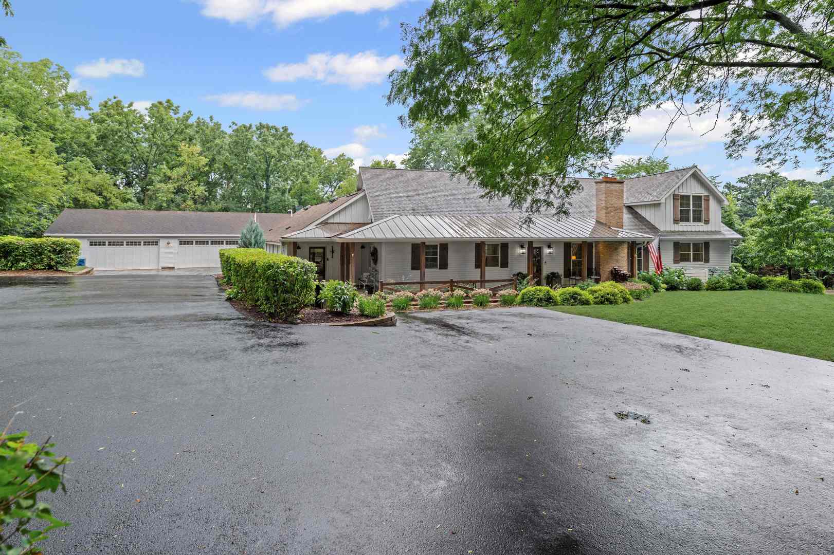 204 Country Commons Road