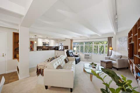 Tiny photo for 1864 SHERMAN Avenue #5SW, Evanston, IL 60201 (MLS # 12708941)