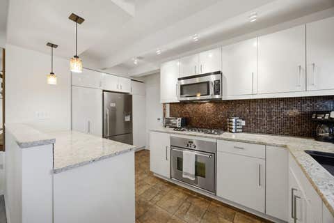 Tiny photo for 1864 SHERMAN Avenue #5SW, Evanston, IL 60201 (MLS # 12708941)