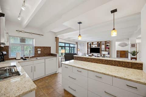 Tiny photo for 1864 SHERMAN Avenue #5SW, Evanston, IL 60201 (MLS # 12708941)