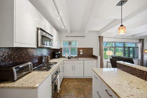 Tiny photo for 1864 SHERMAN Avenue #5SW, Evanston, IL 60201 (MLS # 12708941)