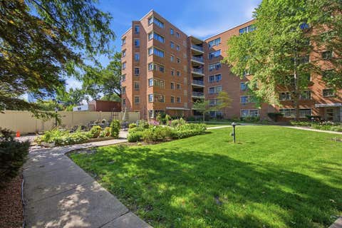 Photo of 1864 SHERMAN Avenue #5SW, Evanston, IL 60201 (MLS # 12708941)