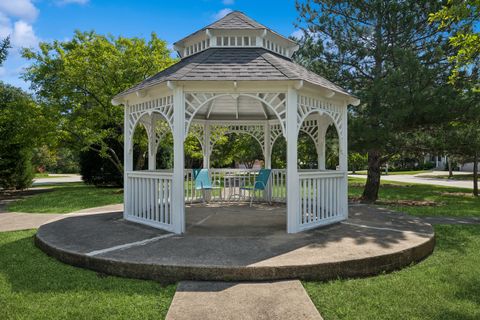 Tiny photo for 6409 Davidson Court, Gurnee, IL 60031 (MLS # 12522167)