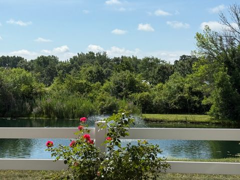 Tiny photo for 6409 Davidson Court, Gurnee, IL 60031 (MLS # 12522167)