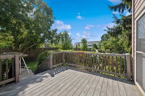 Tiny photo for 6409 Davidson Court, Gurnee, IL 60031 (MLS # 12522167)