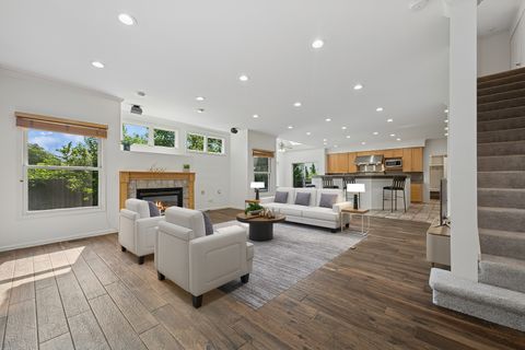 Tiny photo for 6409 Davidson Court, Gurnee, IL 60031 (MLS # 12522167)