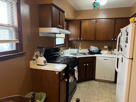 Tiny photo for 1913 Apache Road, Waukegan, IL 60087 (MLS # 12586302)