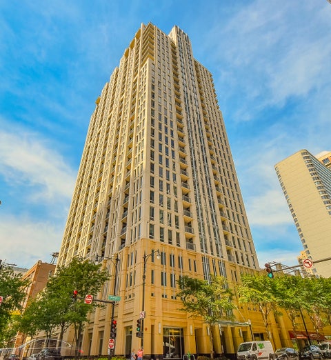 Photo of 1250 S Michigan Avenue #2205, Chicago, IL 60605 (MLS # 12755759)