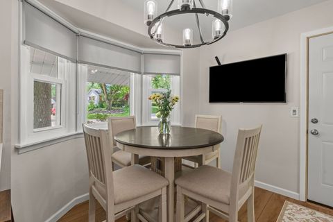 Tiny photo for 2327 Salem Court, Bettendorf, IA 52722 (MLS # 12690755)