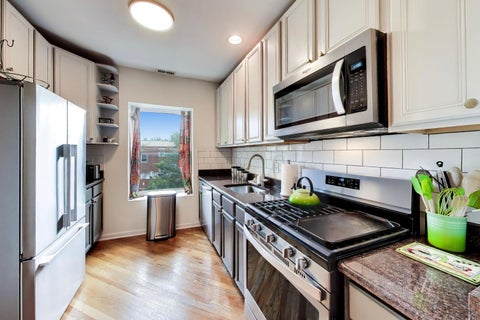 Tiny photo for 3201 W Argyle Street #3S, Chicago, IL 60625 (MLS # 12752984)