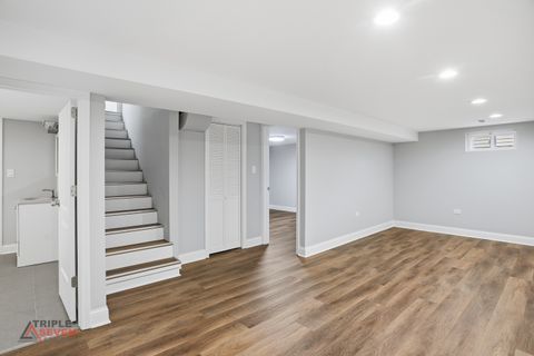 Tiny photo for 7725 S St Louis Avenue, Chicago, IL 60652 (MLS # 12540738)