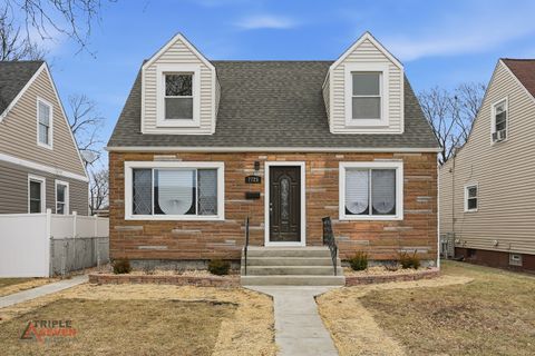Tiny photo for 7725 S St Louis Avenue, Chicago, IL 60652 (MLS # 12540738)