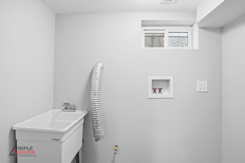 Tiny photo for 7725 S St Louis Avenue, Chicago, IL 60652 (MLS # 12540738)