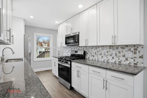 Tiny photo for 7725 S St Louis Avenue, Chicago, IL 60652 (MLS # 12540738)