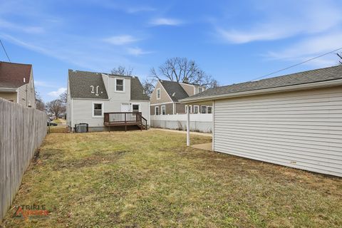 Tiny photo for 7725 S St Louis Avenue, Chicago, IL 60652 (MLS # 12540738)