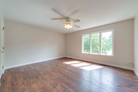 Tiny photo for 12 RIDERWOOD Road, North Barrington, IL 60010 (MLS # 12486094)
