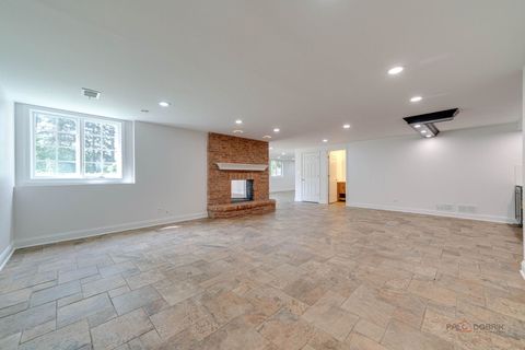Tiny photo for 12 RIDERWOOD Road, North Barrington, IL 60010 (MLS # 12486094)