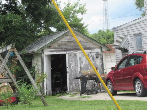 Tiny photo for 233 Buena Vista Street, Paris, IL 61944 (MLS # 12596537)