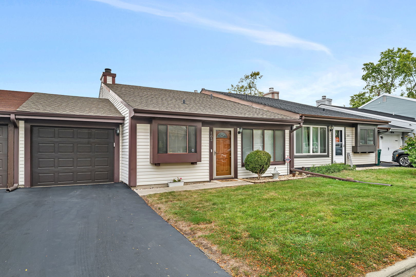 203 W Birchwood Drive 5