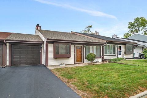 Tiny photo for 203 W Birchwood Drive #5, Romeoville, IL 60446 (MLS # 12493051)