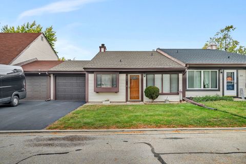 Photo of 203 W Birchwood Drive #5, Romeoville, IL 60446 (MLS # 12493051) Photo of 203 W Birchwood Drive #5, Romeoville, IL 60446 (MLS # 12493051)