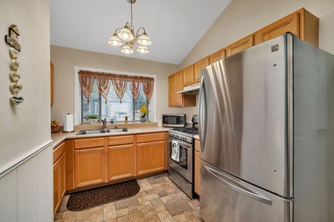 Tiny photo for 203 W Birchwood Drive #5, Romeoville, IL 60446 (MLS # 12493051)