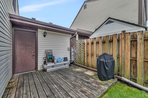 Tiny photo for 203 W Birchwood Drive #5, Romeoville, IL 60446 (MLS # 12493051)