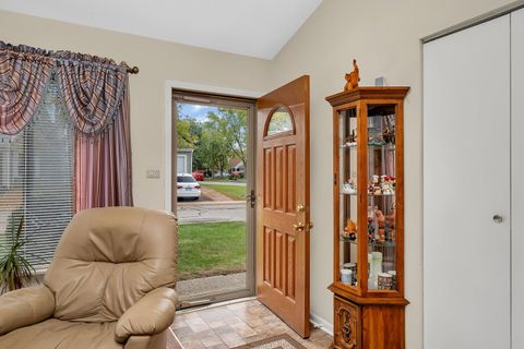 Tiny photo for 203 W Birchwood Drive #5, Romeoville, IL 60446 (MLS # 12493051)