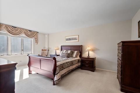 Tiny photo for 22 Park Lane #204, Park Ridge, IL 60068 (MLS # 12620534)