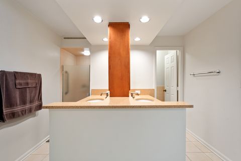 Tiny photo for 22 Park Lane #204, Park Ridge, IL 60068 (MLS # 12620534)