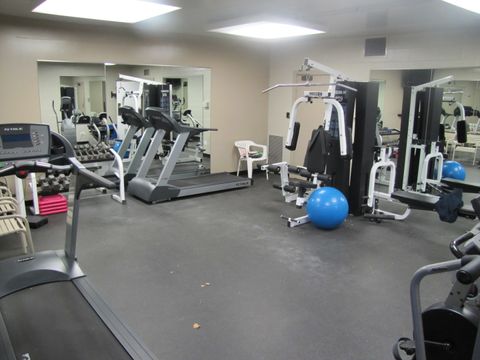 Tiny photo for 22 Park Lane #204, Park Ridge, IL 60068 (MLS # 12620534)