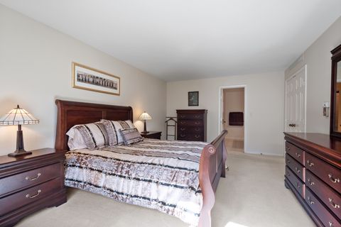 Tiny photo for 22 Park Lane #204, Park Ridge, IL 60068 (MLS # 12620534)