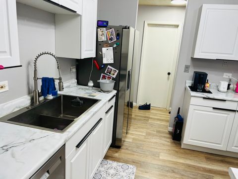 Tiny photo for 743 E Fullerton Avenue #103, Glendale Heights, IL 60139 (MLS # 12409325)