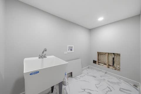 Tiny photo for 433 W 100TH Street, Chicago, IL 60628 (MLS # 12736088)