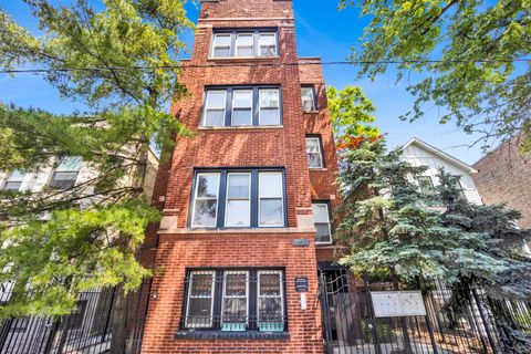 3226 W Potomac Avenue 1F Chicago IL 60651