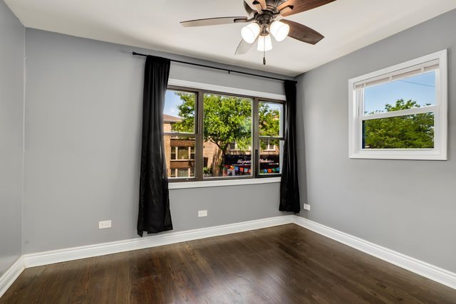 2441 N Laramie Avenue